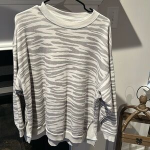 Aerie Sweatshirt Zebra Print Size Medium M Grey